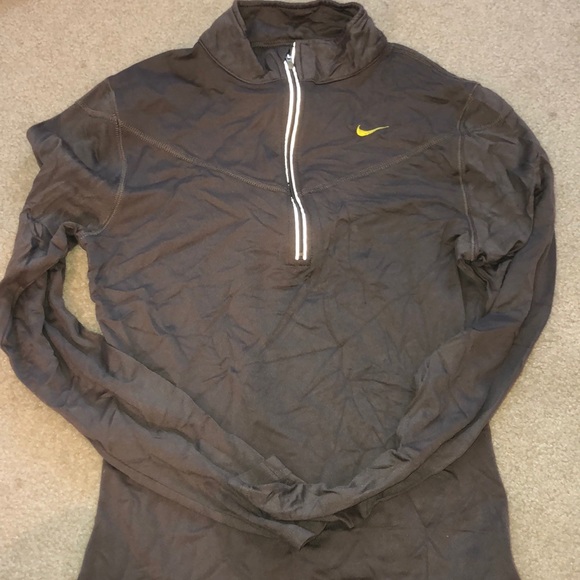Nike Running Pullover - Picture 2 of 4